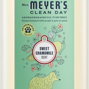 MRS. MEYER’S Clean Day 3 in 1 Dog Shampoo, Sweet Chamomile Scent, 14oz