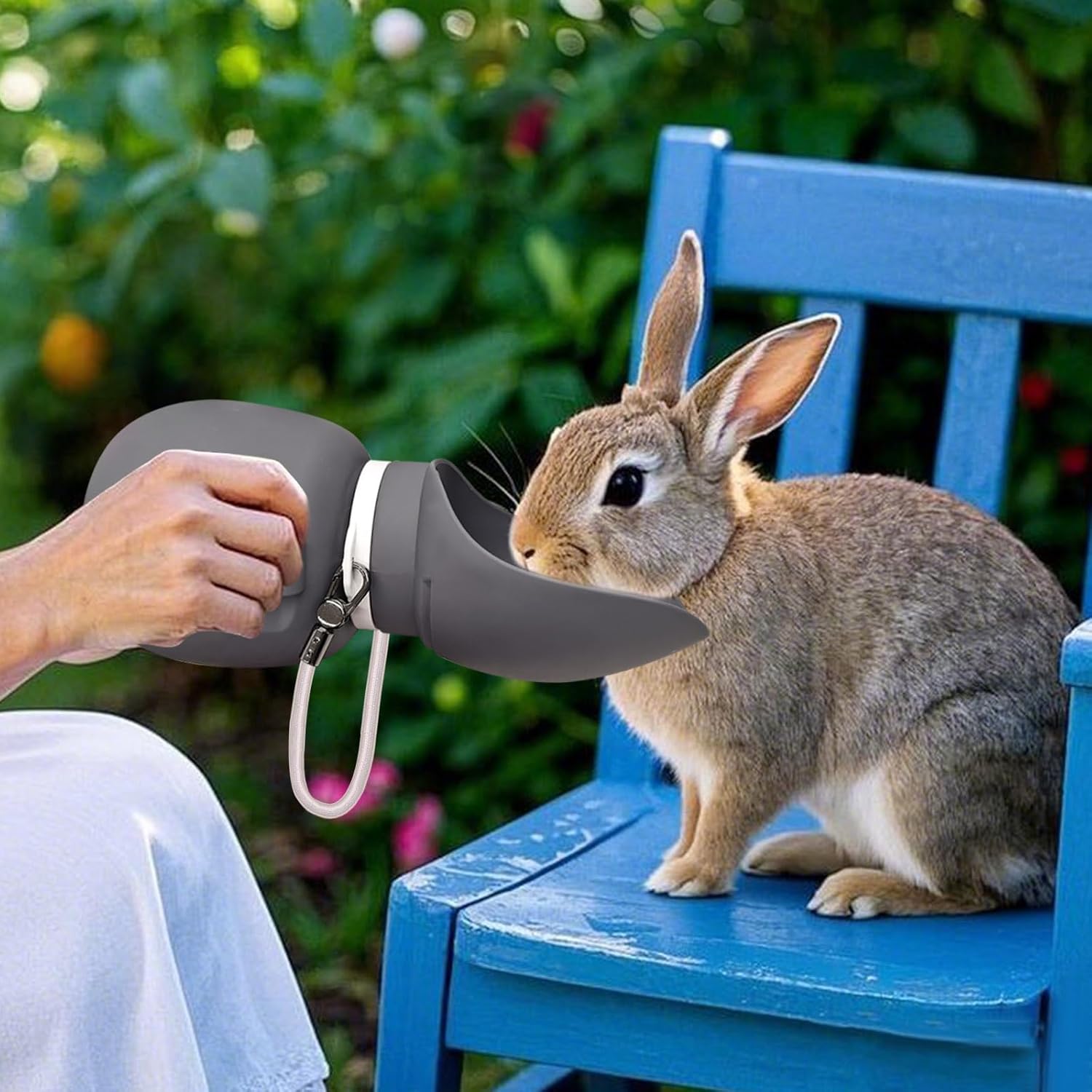 PETLESO Dog Water Bottle, Portable Dog Water Dispenser, 27 OZ Leakproof Pet Bottle Kettle for Doggy Cats Outdoor Walking/Hiking/Travel Driking, Grey - Image 8