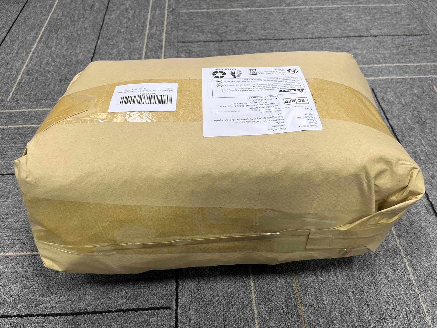 Dog Booster Car Seat for Small/Medium Dogs,6in Memory Foam Elevated Cushion,Fully Detachable and Washable,2 Clip-On Safety Leashes,Anti-Slip Base(Black/Grey,Medium) - Image 8