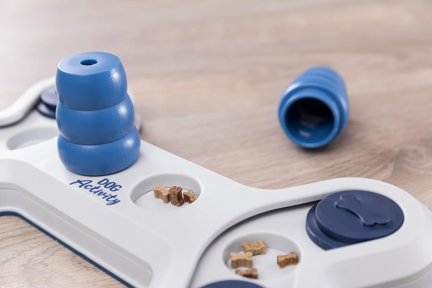 TRIXIE Flip Bone Dog Enrichment Toy, Beginner Level 1 Dog Puzzle, Interactive Treat Game - Image 4