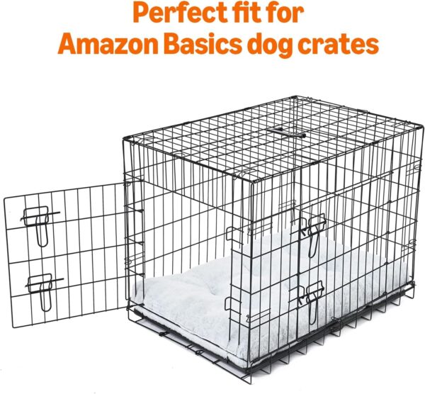 Amazon Basics Small Dog Bed for Crate, Washable Small Dog Mat for Pet Kennel, Anti-Slip, Cama para Perros, 30x19x3 Inches - Image 4