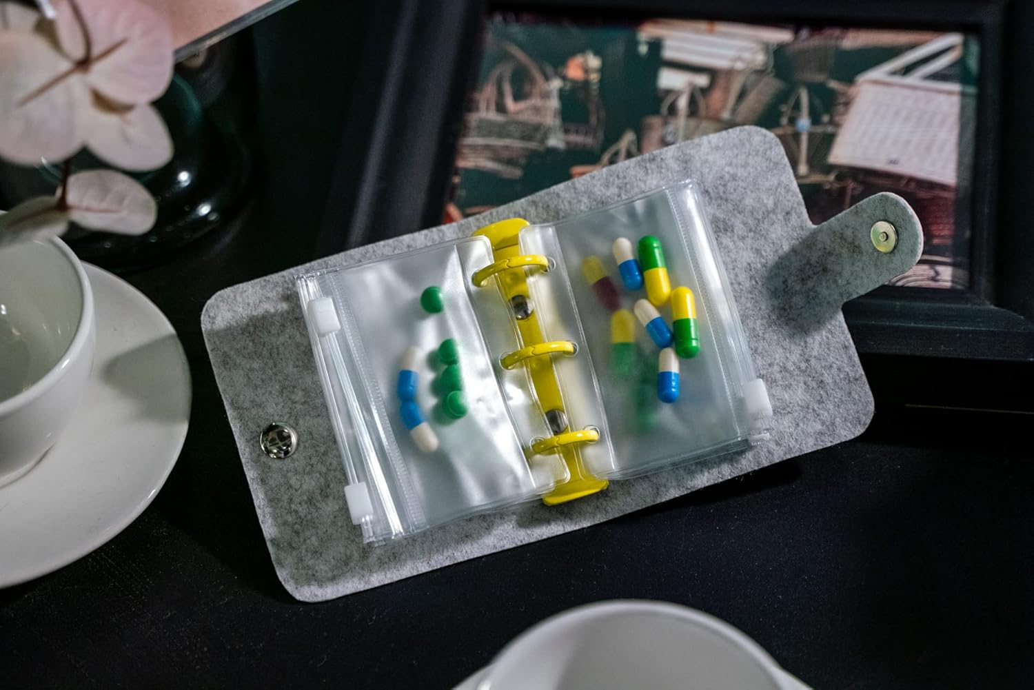 Hennaja Pill Organizer,Pill Pouches Clear Plastic Pill Bags Self Sealing Travel Medicine Organizer Storage (1-Sunflower, 1 Pack) - Image 9