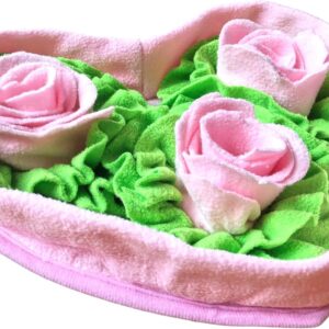 Pet Soft Fleece Snuffle Mat Heart Foraging Mats Dog Rabbit Guinea Pig Interactive Feeding Toy Anti Slip Slow Feeder Treat Dispenser (Pink/Green)